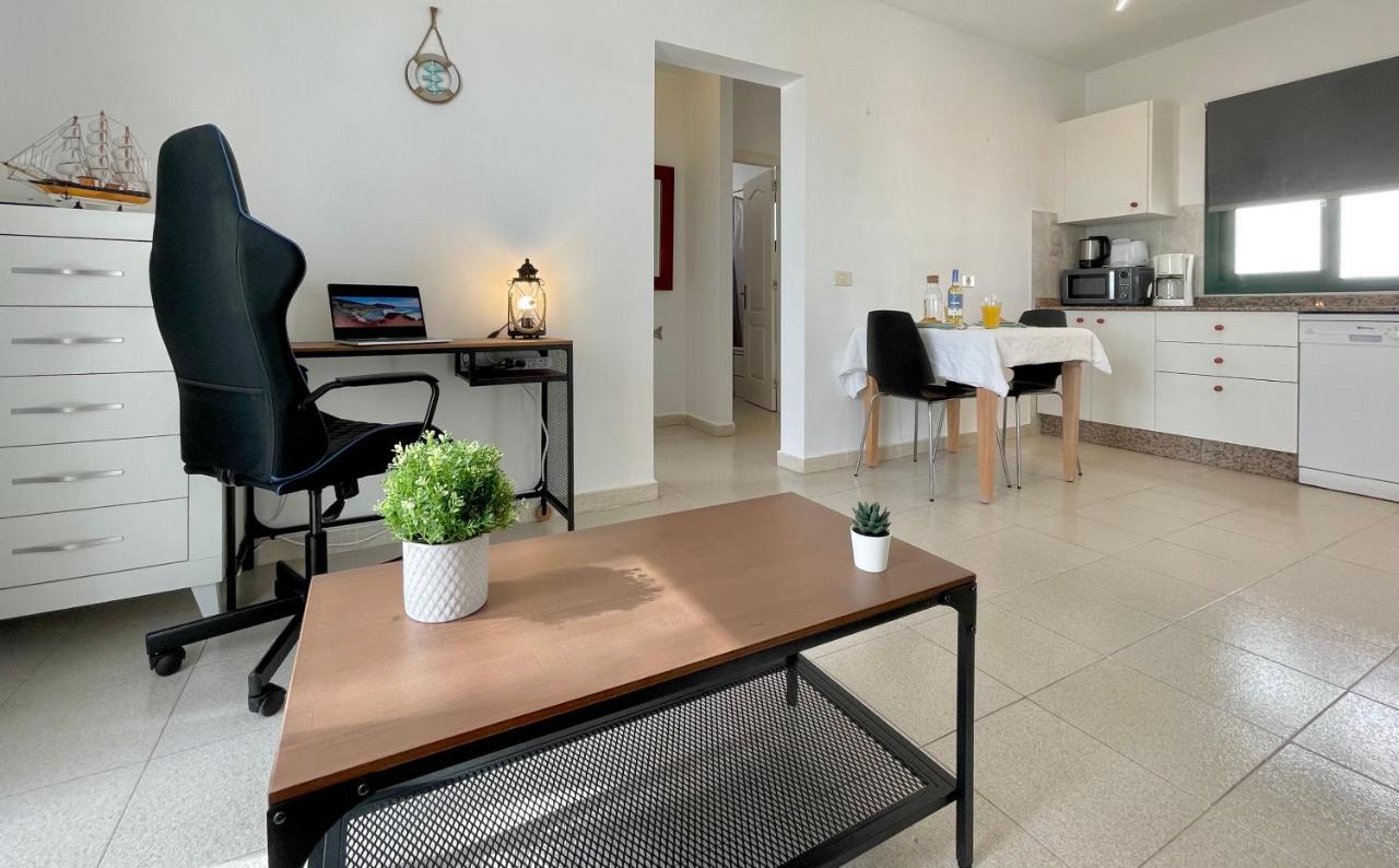 Cozy And Sunny Apartment Over The Rooftops Puerto del Carmen  Eksteriør bilde